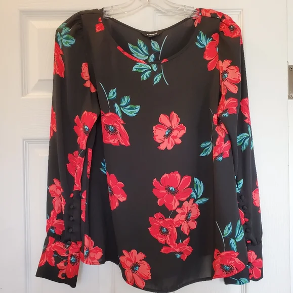 NWOT Express Floral Blouse - Picture 1 of 7